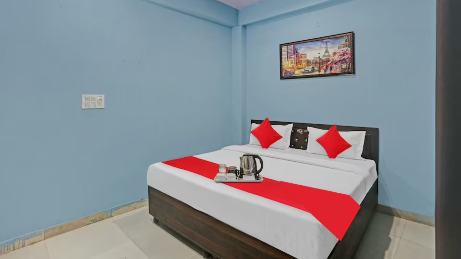 Hotel Urban Villa in Noida