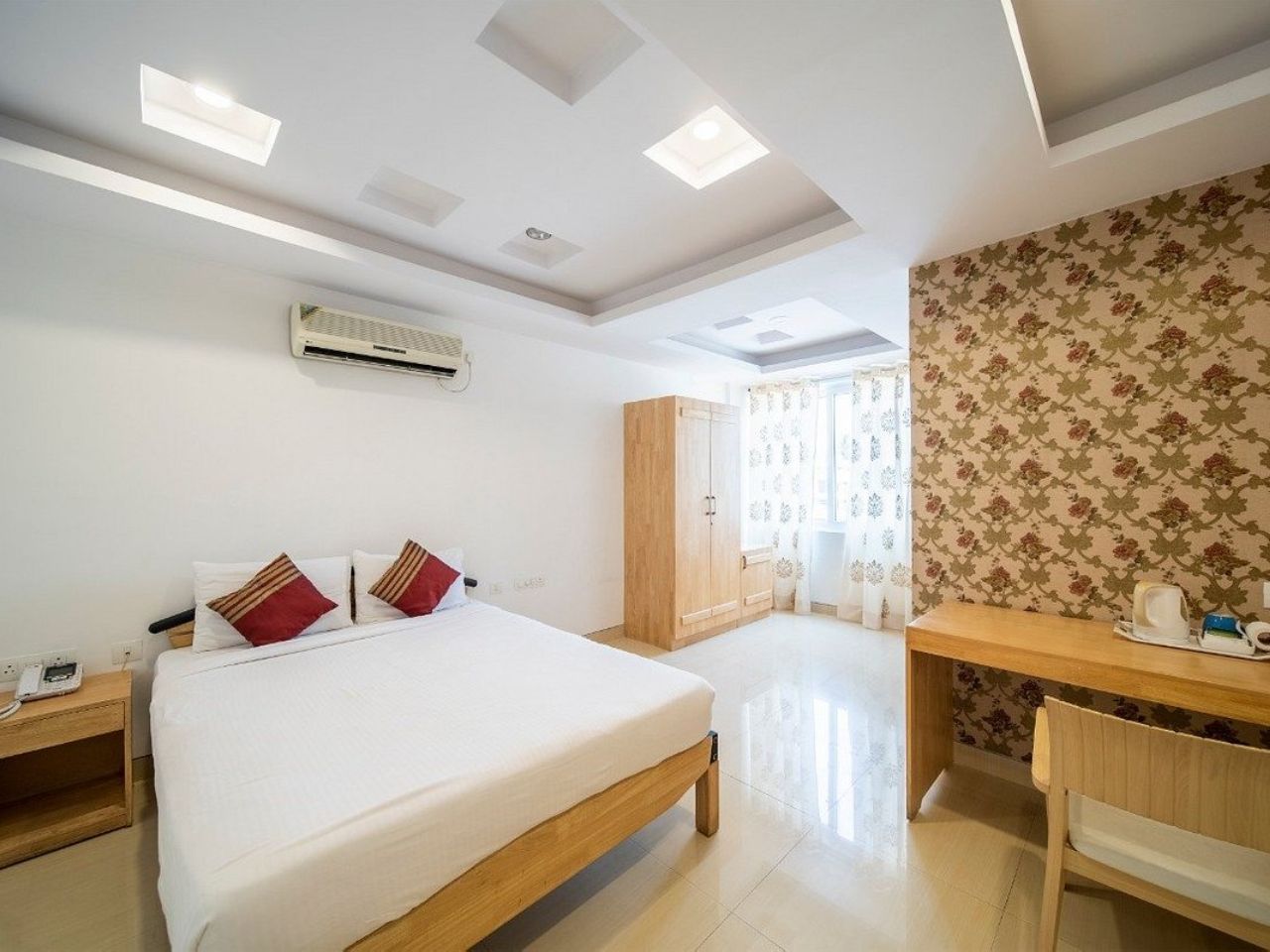 Earth Hotels Domlur in Bangalore