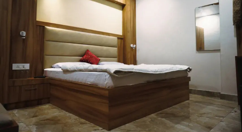 New Kumar Hotel in Lucknow