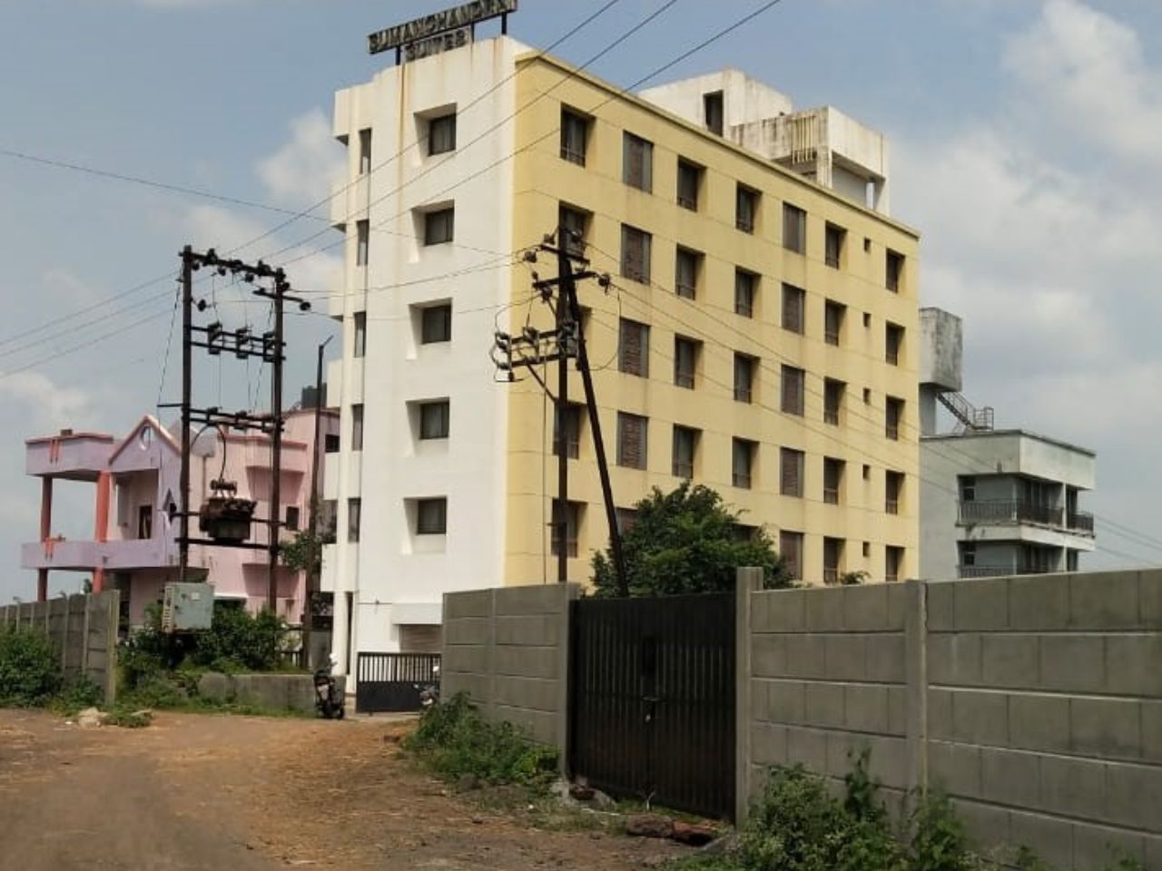 Hotel Sumanchandra Suites in Nashik