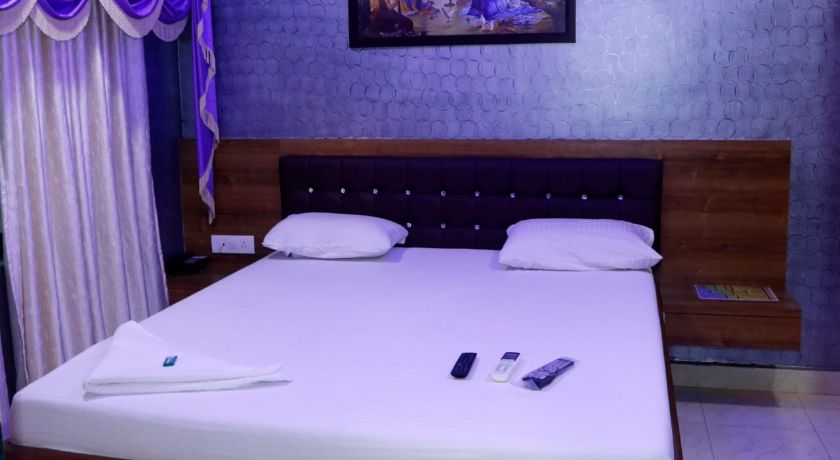 Hotel White Sand Lodging in Mumbai