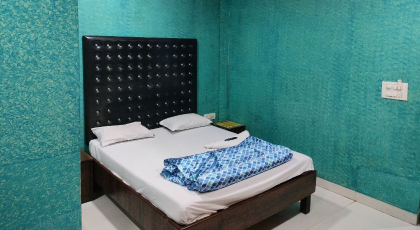 Spring Resort Lodging in Mumbai