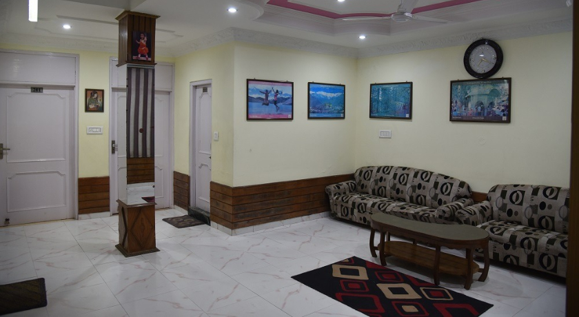 Hotel Snow Crest inn in Dharamshala