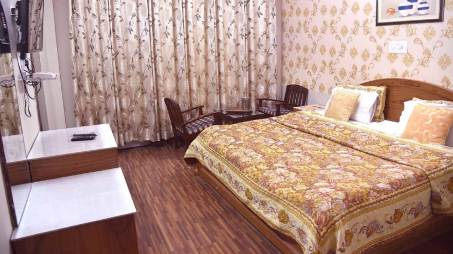 Hotel Snow Crest inn in Dharamshala