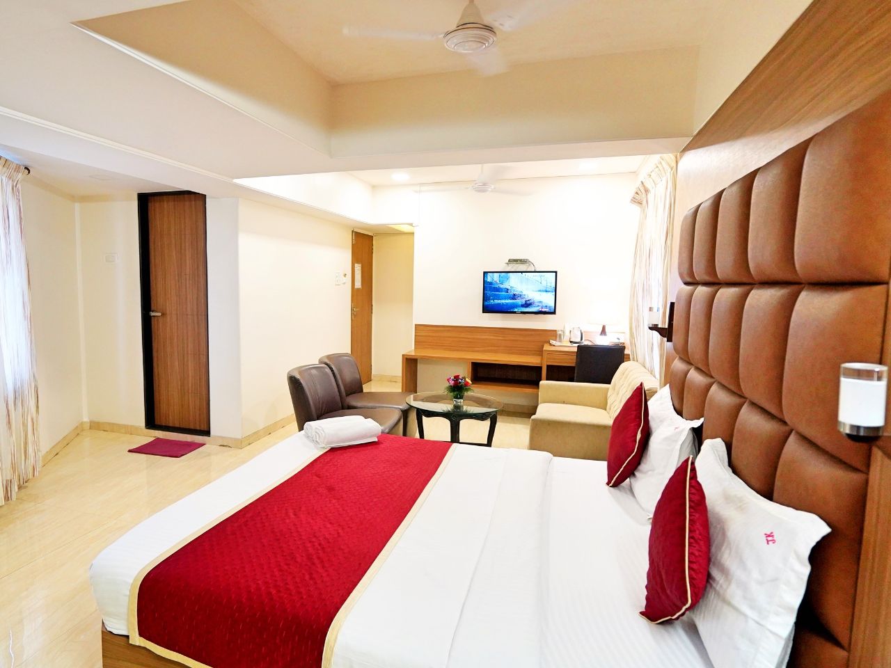 Hotel JK Regency in Mumbai