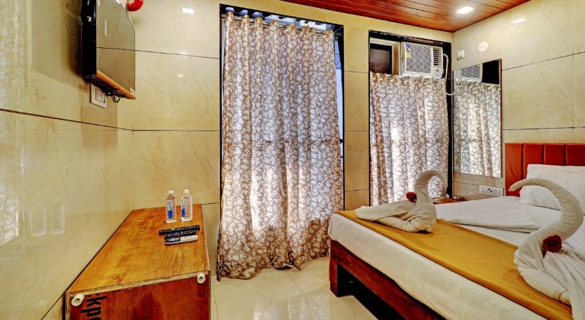Hotel Prince Residency NX in Thane