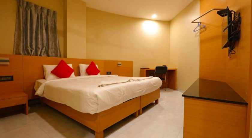 Hotel Sainik Residency in Navi Mumbai