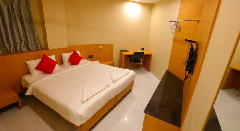 Hotel Sainik Residency in Navi Mumbai