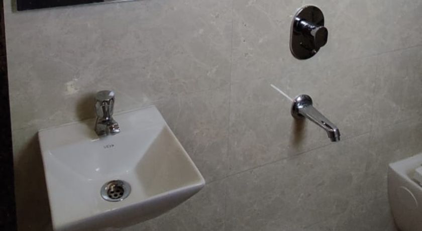 Hotel Poona Royal in Pune