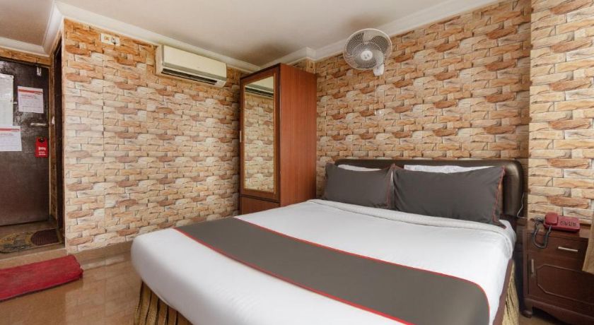 Hotel Raj Palace in Kolkata