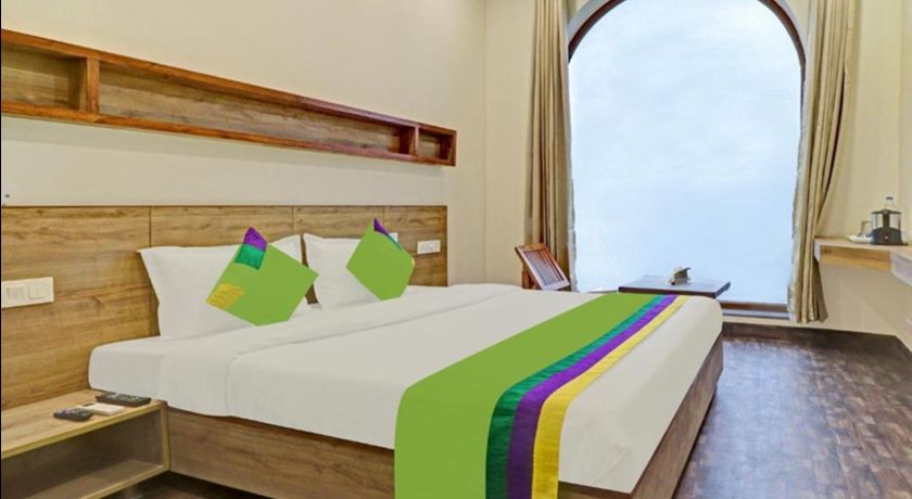  Hotel Delmont in Zirakpur