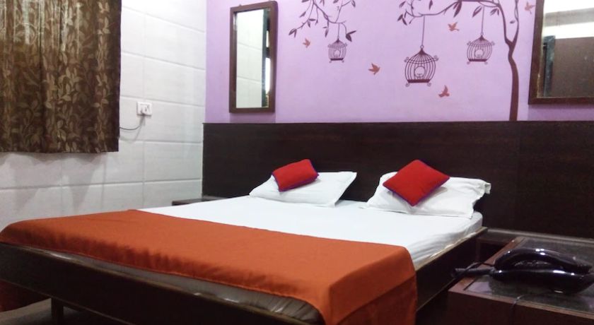 Hotel Geetanjali in Panvel