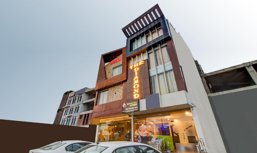 Hotel Diamond in Zirakpur