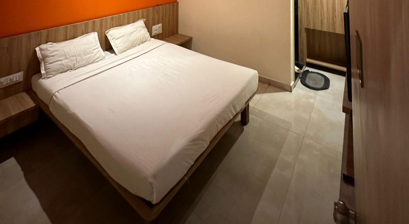 Hotel Isha in Kolhapur