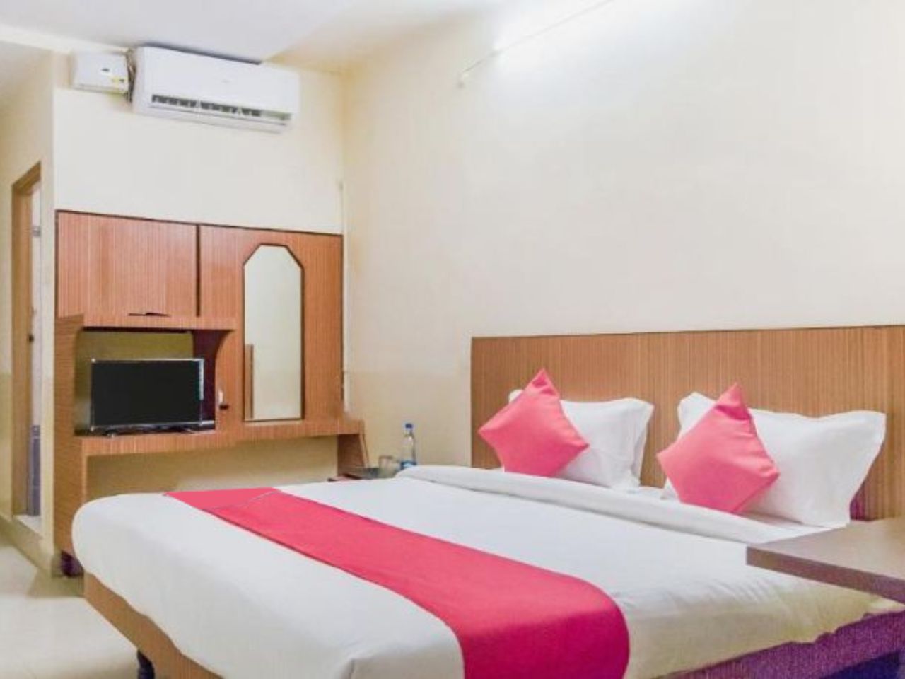 Hotel New Platinum in Hyderabad