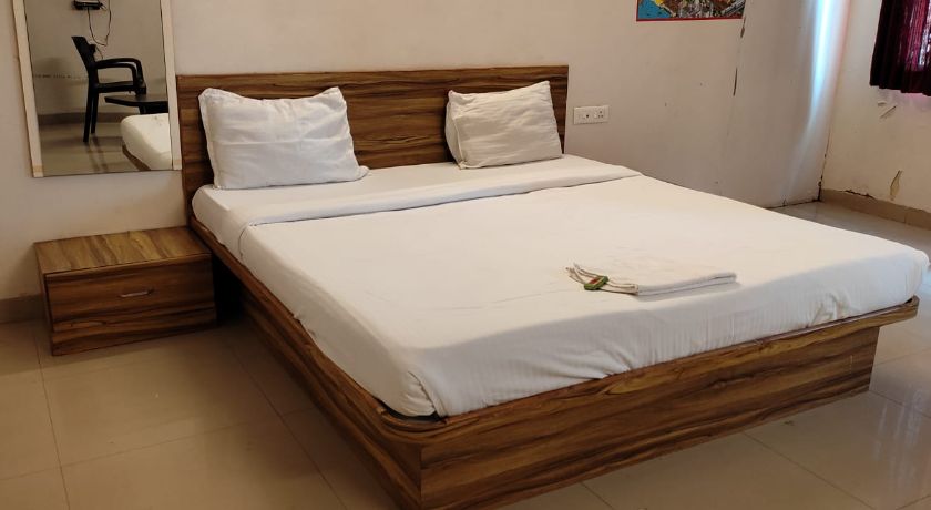 Hotel Primrose Regency in Pune