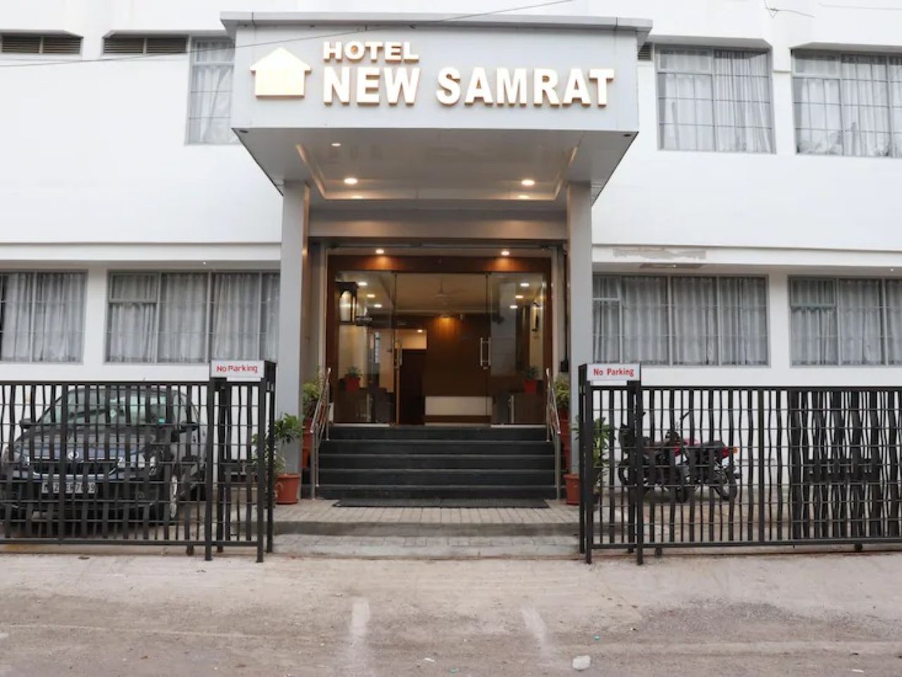 Hotel New Samrat in Aurangabad