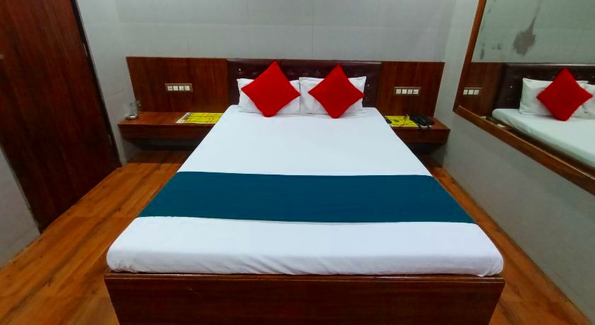 Hotel Green Star in Mumbai
