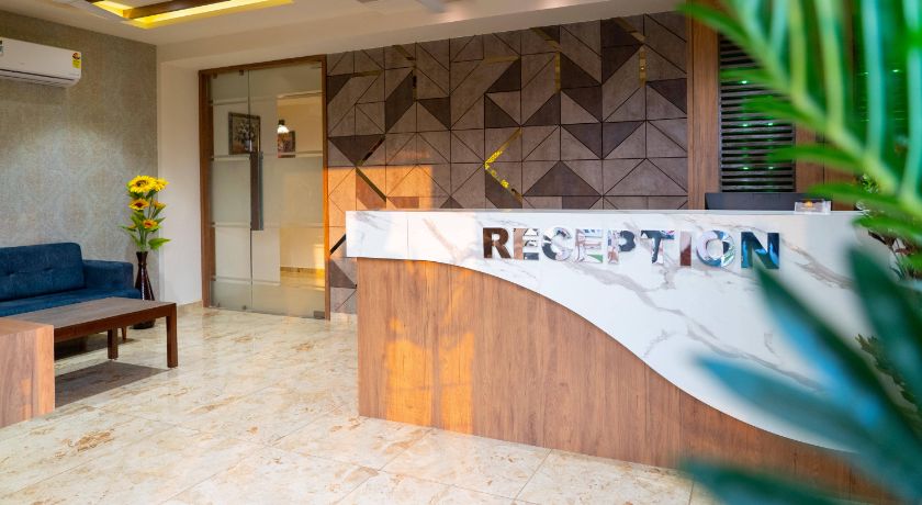 Hotel Lee Grand in Anand