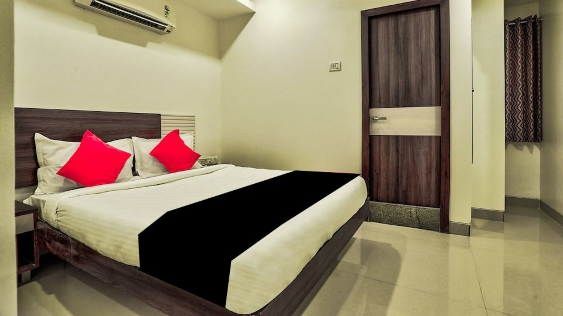 Hotel Manvaar in Chennai