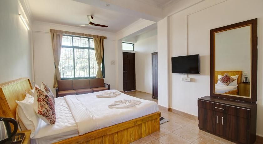 Hotel Pleasure Inn in Goa