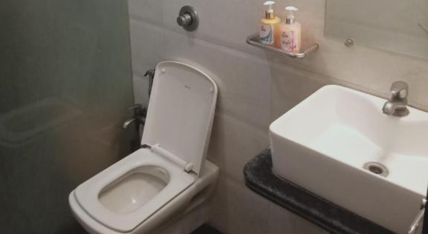 Rudra Shelter International Hotel in Vasai