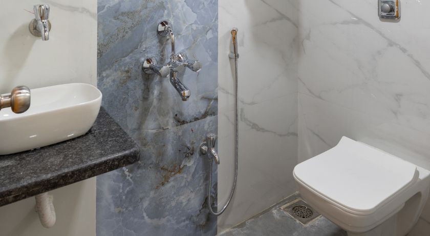 Hotel Sara Lodging in Navi Mumbai