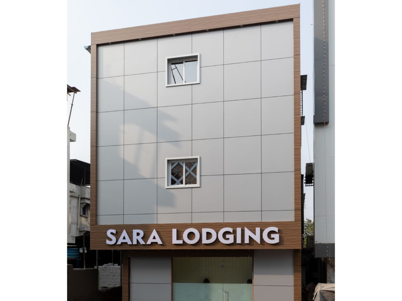 Hotel Sara Lodging in Navi Mumbai
