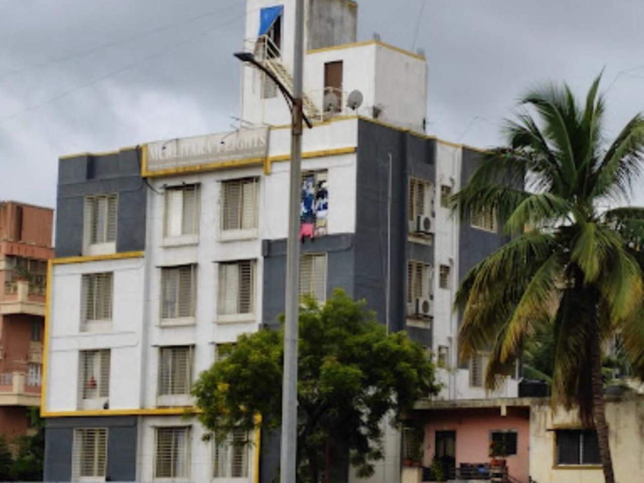 Hotel Crystal Inn in Pune