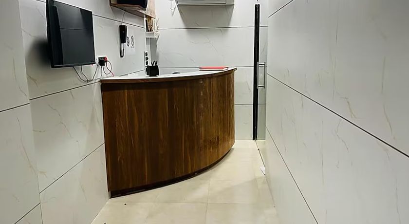 Hotel New City Light in Surat