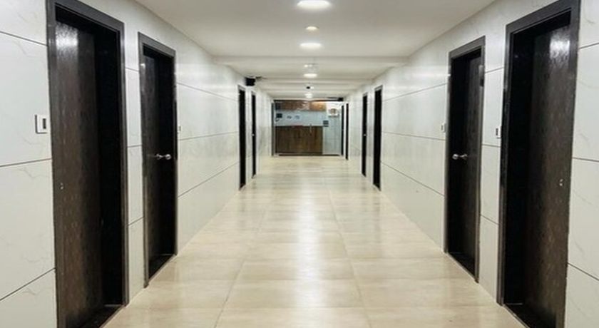 Hotel New City Light in Surat