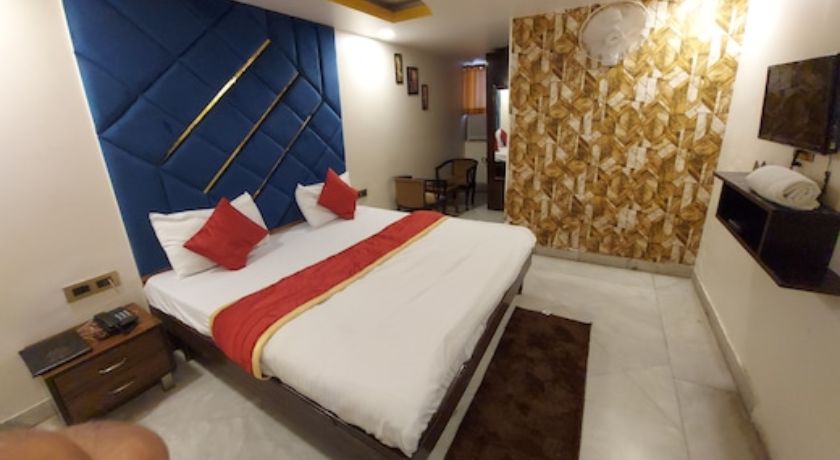 Hotel Raj Mahal in Faridabad
