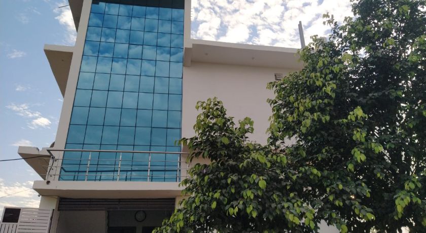 Hotel Moonlight in Bulandshahr