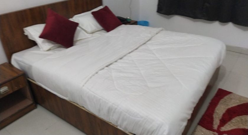 Hotel Moonlight in Bulandshahr