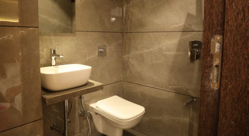 Hotel Maple Inn in Thane