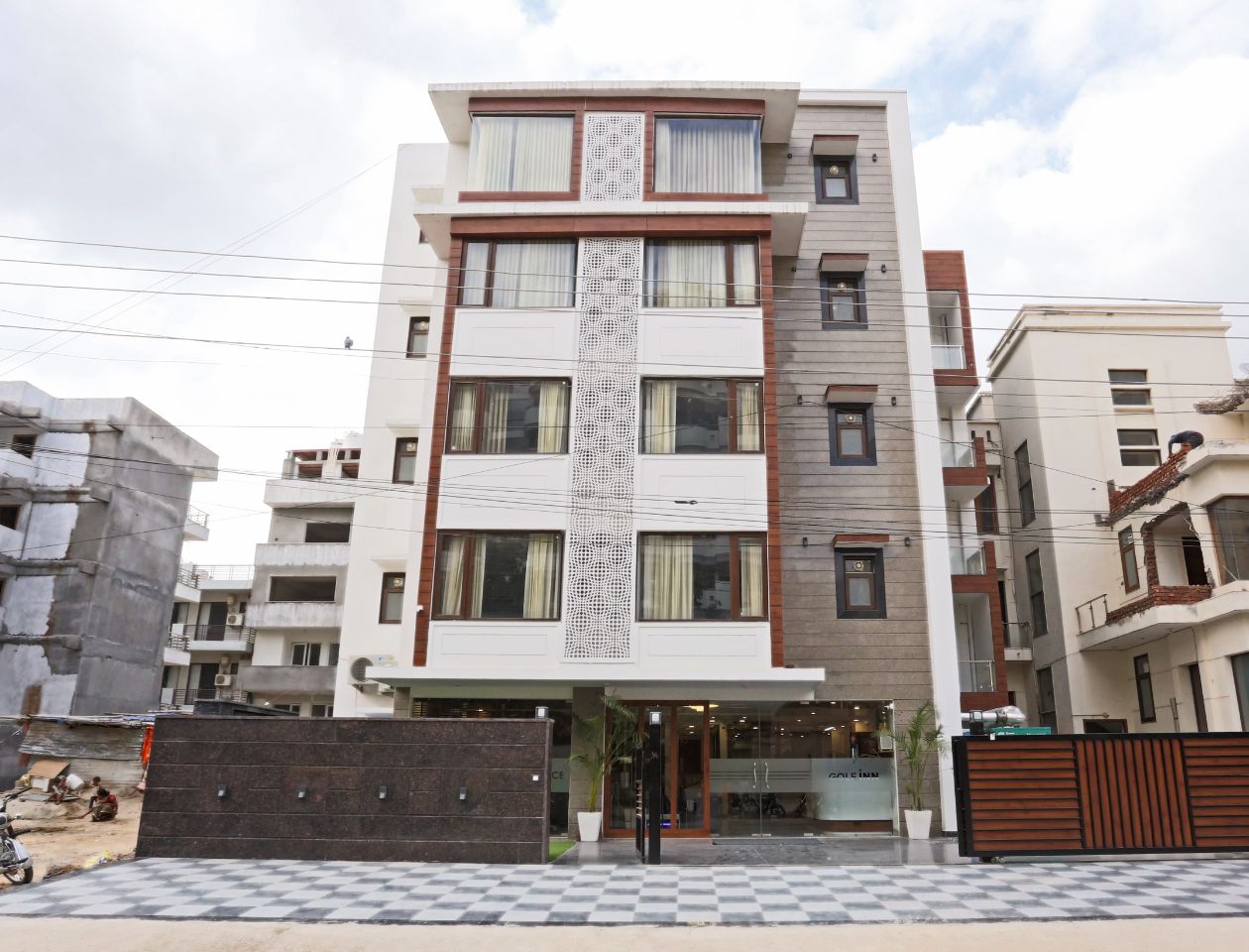 Hotel Golf Inn  in Gurgaon