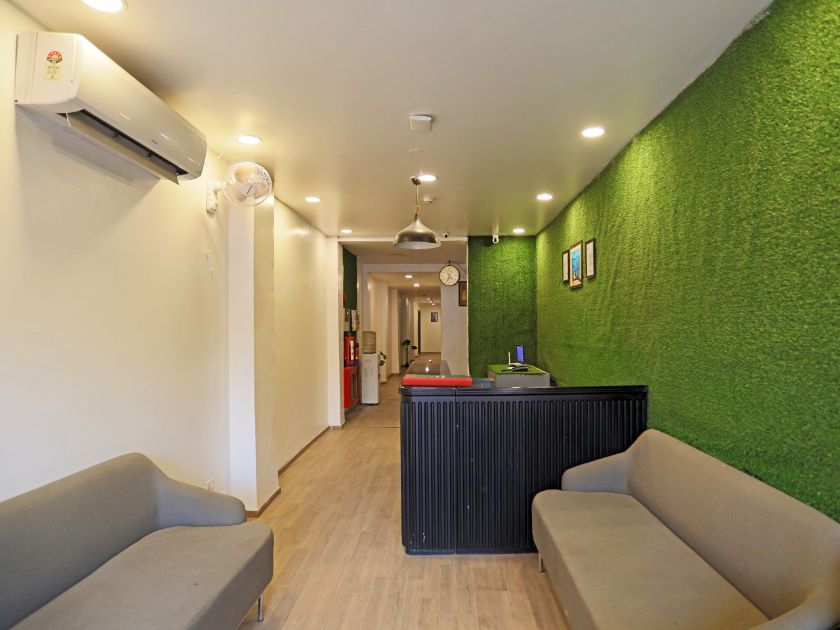 Hotel Yellow Chilli in Delhi