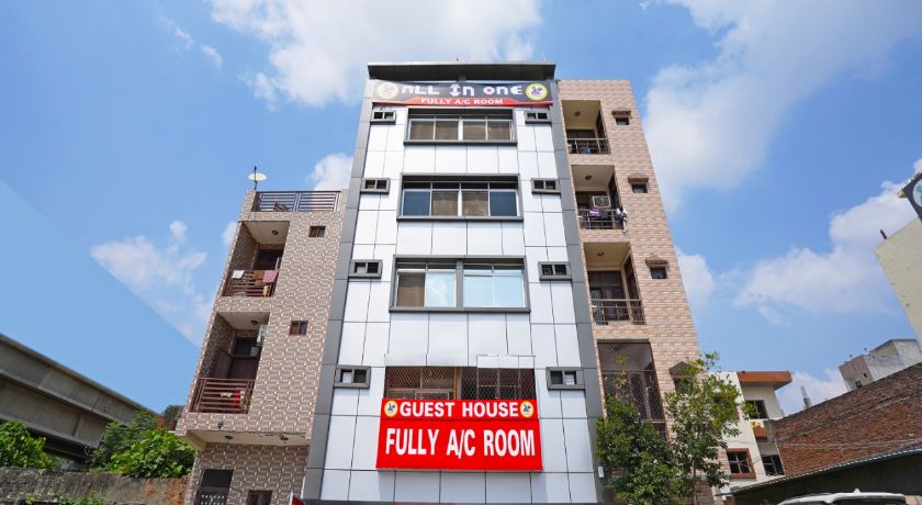 Hotel All In One  in Delhi