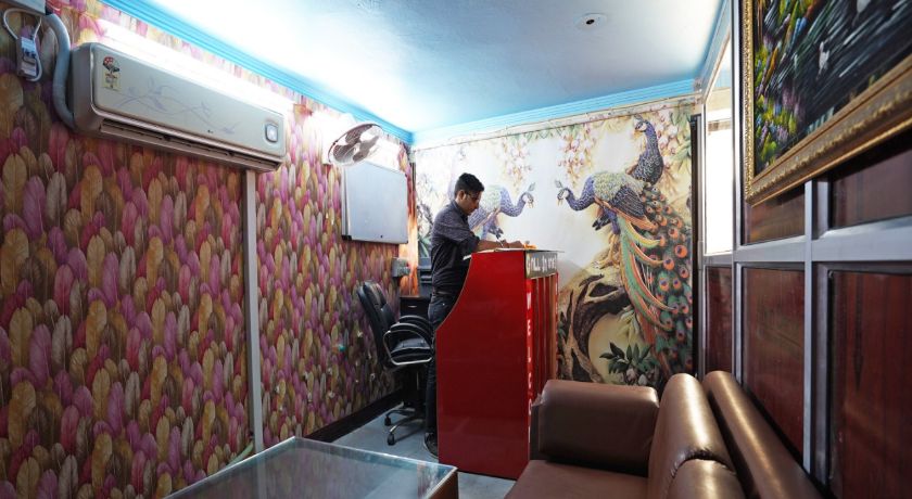 Hotel All In One  in Delhi