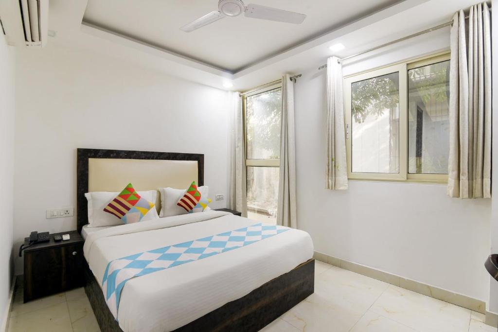 Hotel The Arrow in Delhi