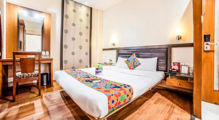 Hotel Lakme Executive in Pune