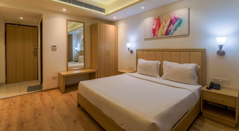 Hotel Surya Grand in Lucknow