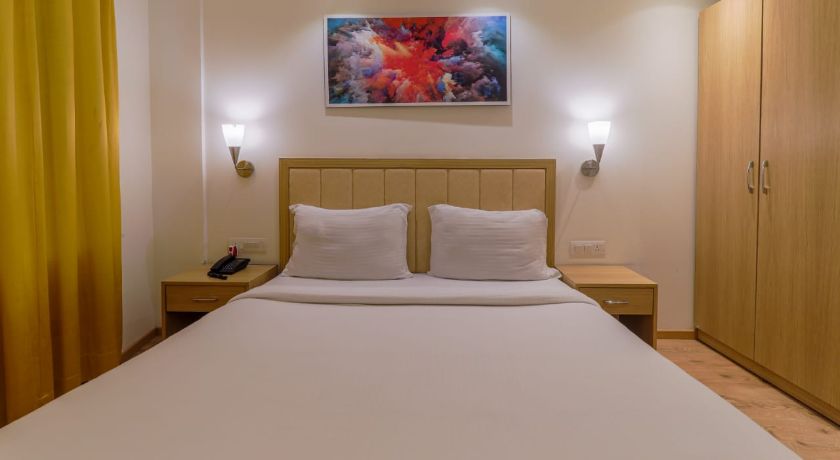 Hotel Surya Grand in Lucknow