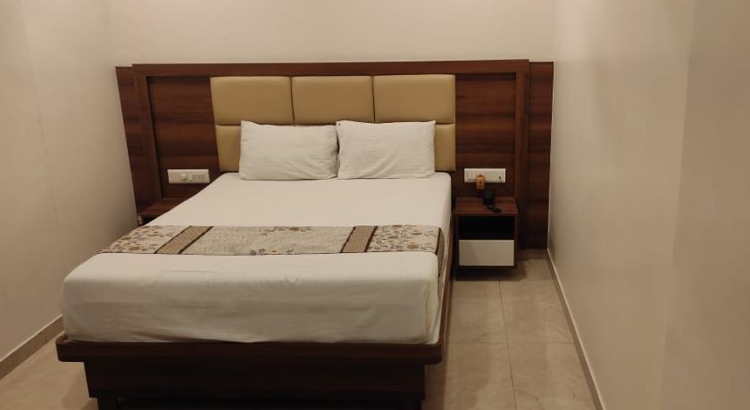 Hotel Dream Inn in Thane