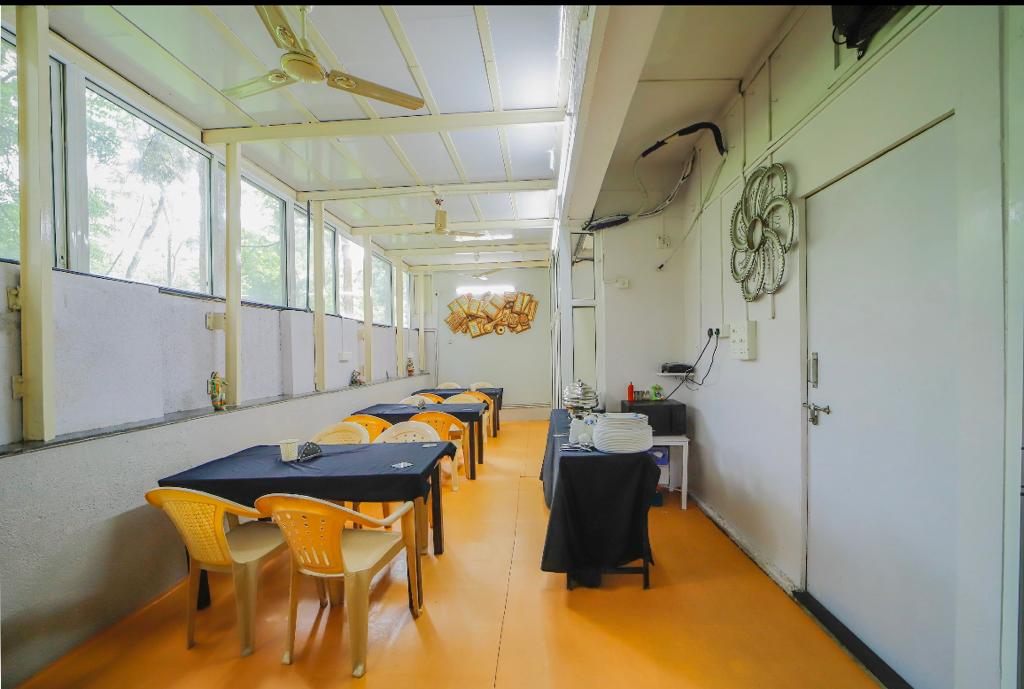 Hotel Pearl Inn in Pune