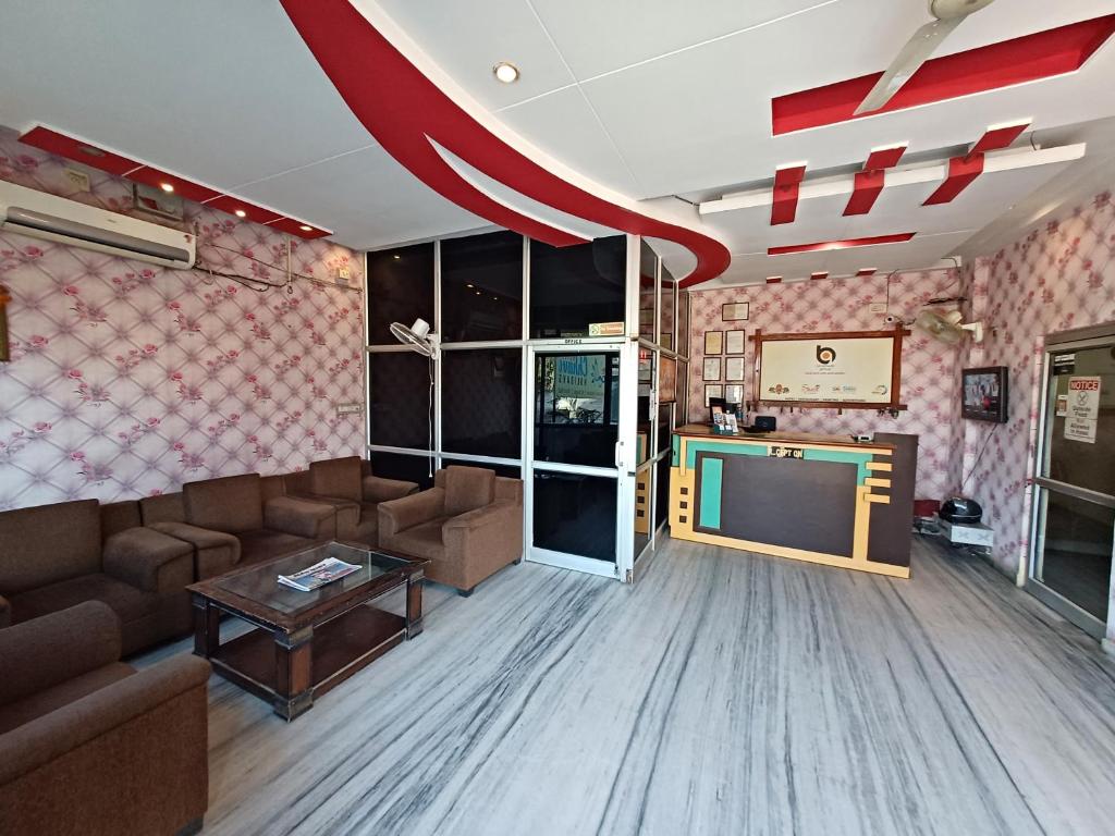 Hotel Chhavi Holidays in Jaipur