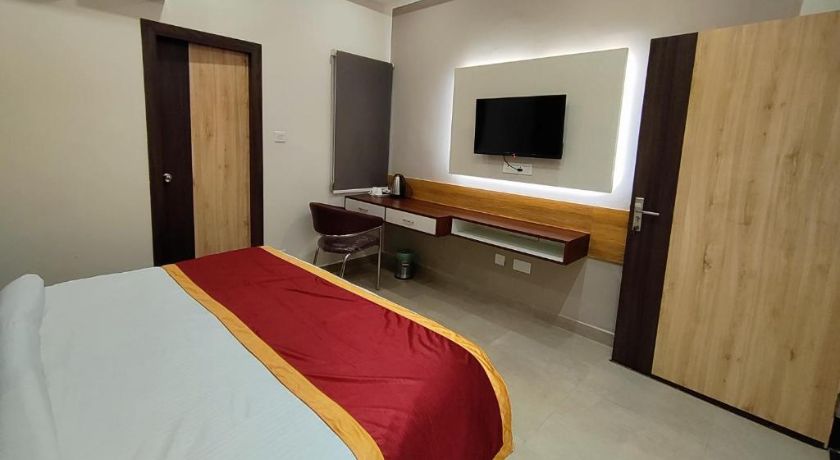 Hotel Royal Rooms in Lucknow