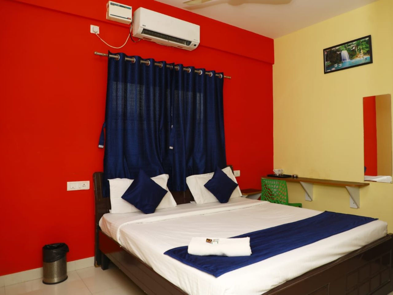 J J Comfort Guesthouse in Bangalore