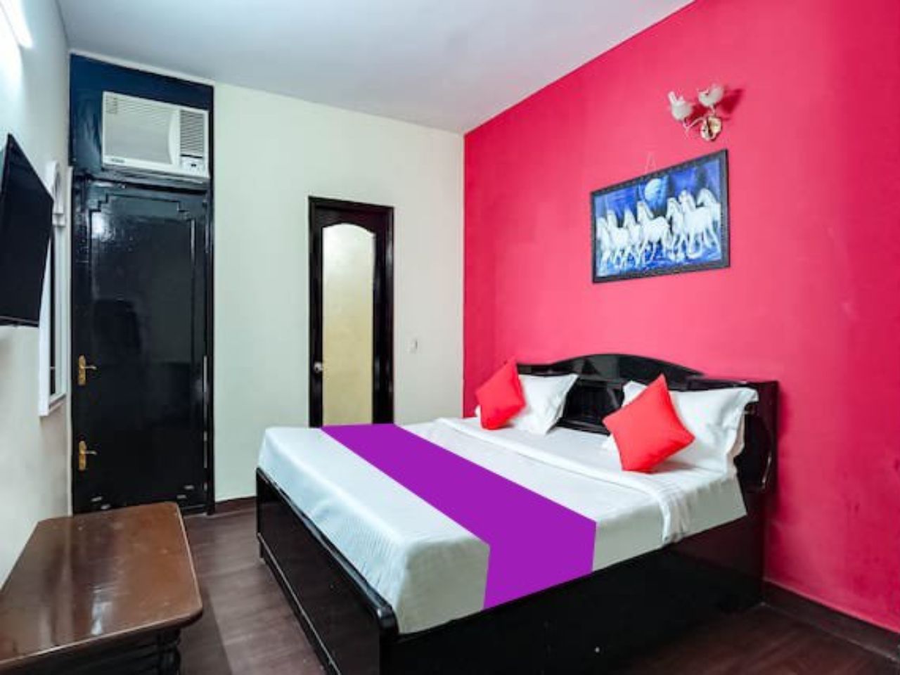 Hotel Manraj BnB in Delhi
