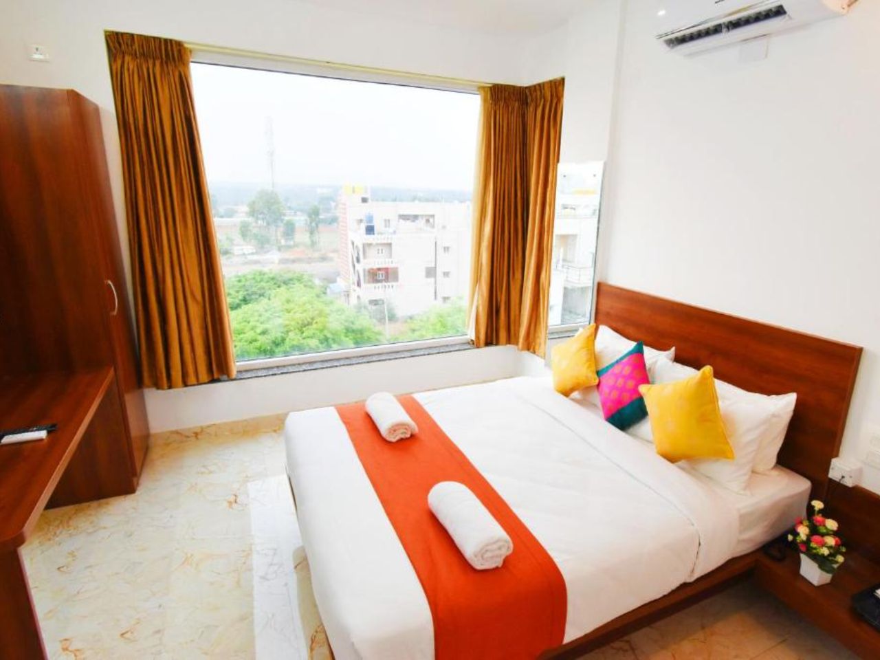 Keerthis Royal Suites in Bangalore